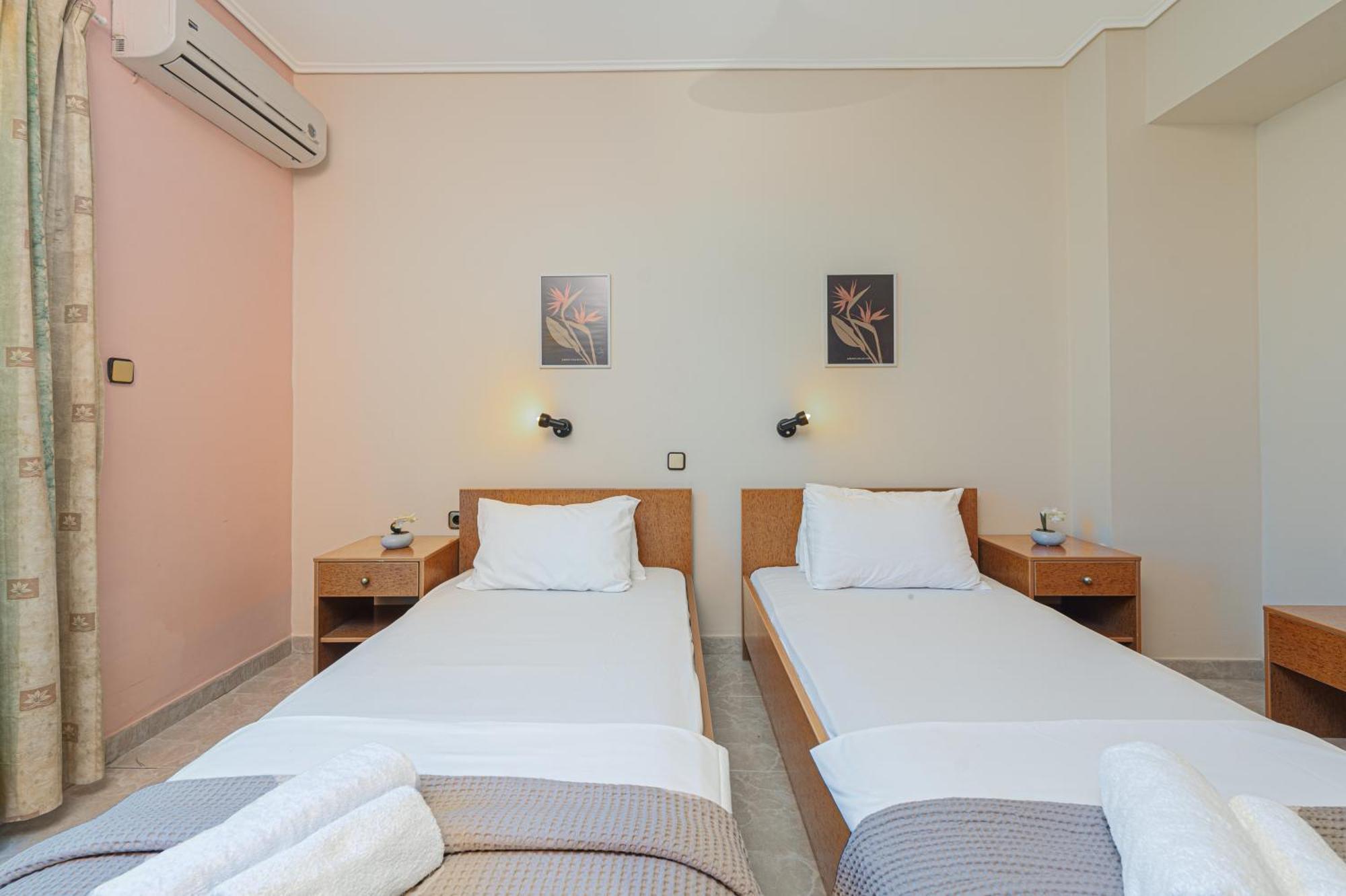 Hotel Aura Лаганас Экстерьер фото